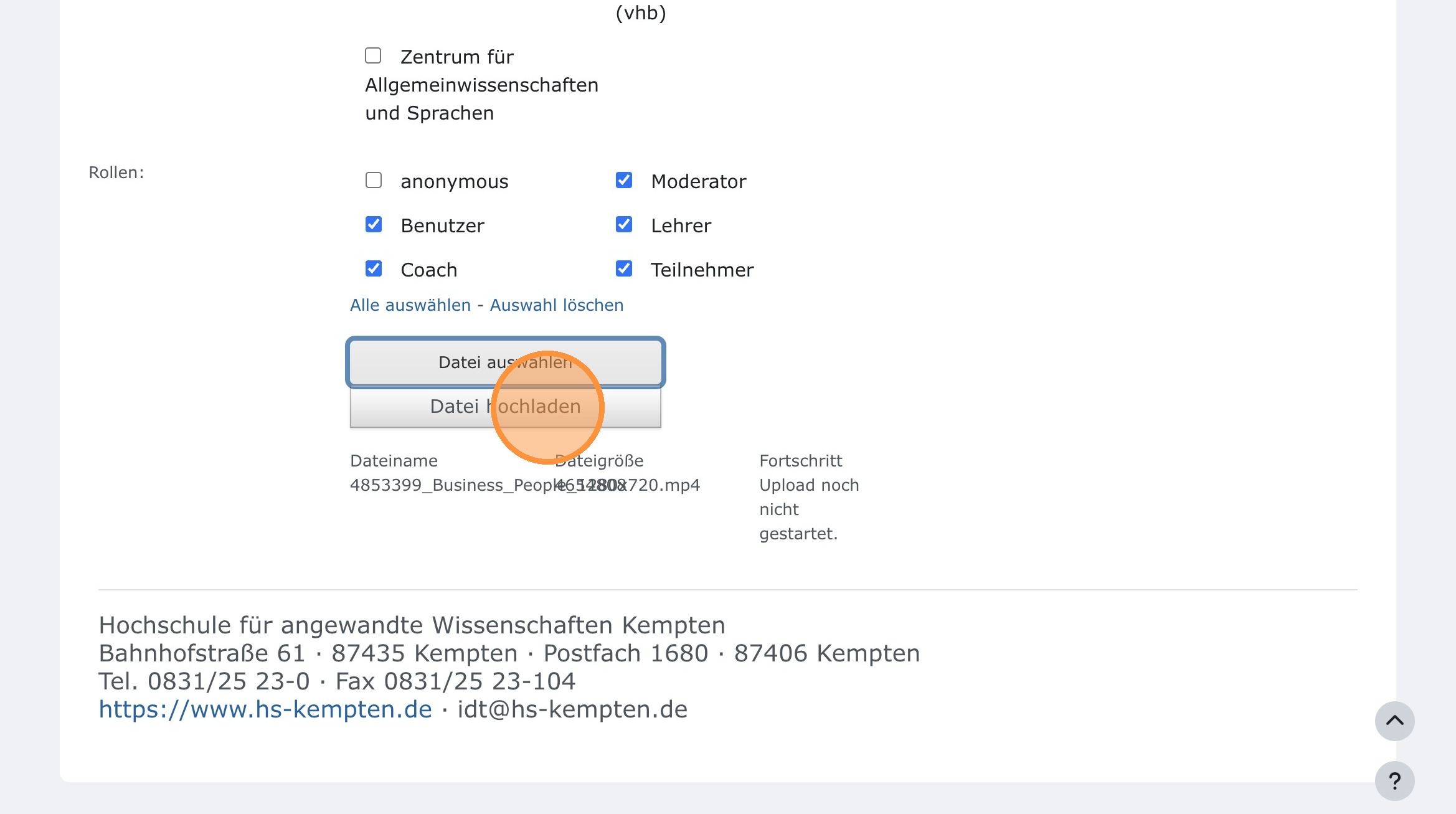 Rollen und Datei hochladen